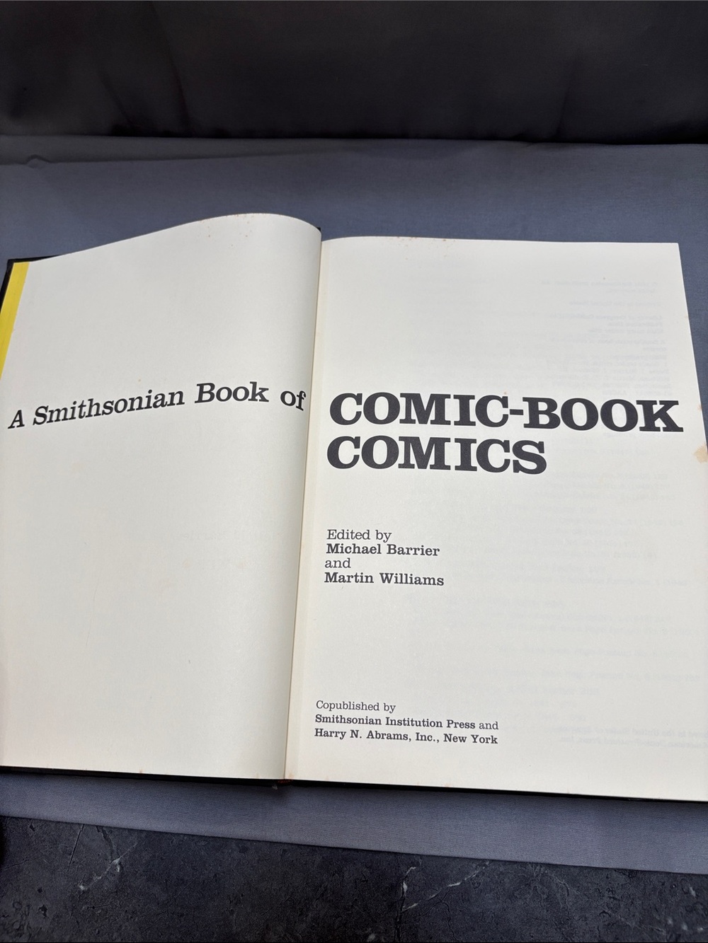 /A Smithsonian Book of Comic-Book Comics - Hardcover no cover